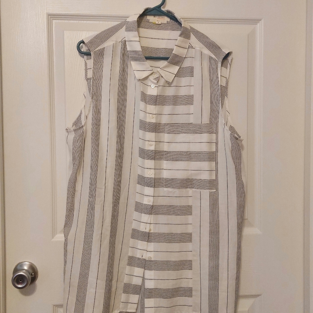 Sleeveless Blouse